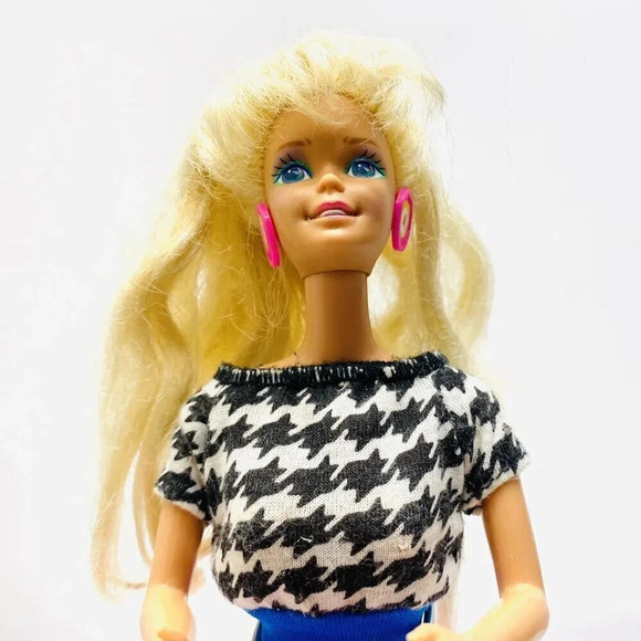 MATTEL BARBIE Doll Blond Hair Blue Eyes Earrings Two Piece Outfit 12" Tall Used - Picture 2 of 11